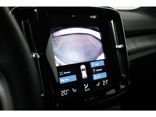 Volvo  XC40 T5 Plus Dark Recharge Plug-In Hybrid 2WD | Trekhaak | PDC V+A en Camera | BLIS | Adaptive cruisco... ActivLease financial lease