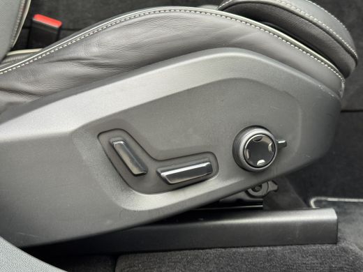 Volvo  XC60 2.0 T8 AWD Polestar Engineered | Trekhaak | HUD | Bowers & Wilkins | 360 | Full-LED | Achterbank ... ActivLease financial lease