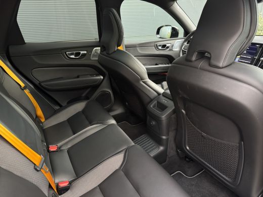 Volvo  XC60 2.0 T8 AWD Polestar Engineered | Trekhaak | HUD | Bowers & Wilkins | 360 | Full-LED | Achterbank ... ActivLease financial lease