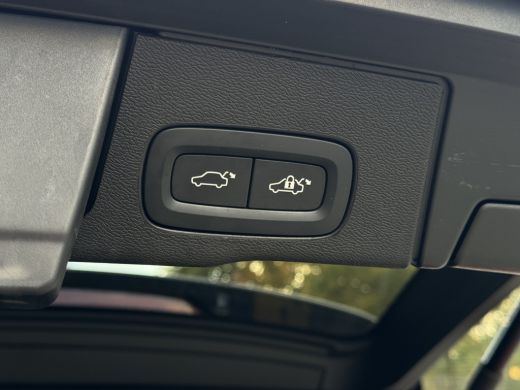 Volvo  XC60 2.0 T8 AWD Polestar Engineered | Trekhaak | HUD | Bowers & Wilkins | 360 | Full-LED | Achterbank ... ActivLease financial lease