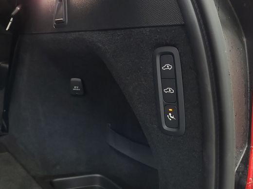 Volvo  XC90 2.0 T8 Plug-in Hybrid Ultimate Dark | Full Option! | Luchtvering | Trekhaak | Bowers&Wilkins | Ma... ActivLease financial lease