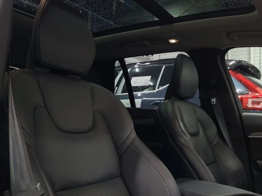 Volvo  XC90 2.0 T8 Plug-in Hybrid Ultimate Dark | Full Option! | Luchtvering | Trekhaak | Bowers&Wilkins | Ma... ActivLease financial lease