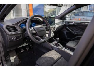 Ford Focus 1.0 EcoBoost Hybrid ST Line X | Driver-assistance-pack | Pano-dak | Winter-pack | | Achteruitrijc...