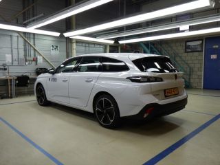 Peugeot e-308 Style EV 54 kWh 156pk 3 Fase | Adaptive Cruise | Navigatie by App | Climate Control | Parkeersens...