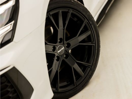 Audi A3 Sportback 30 TFSI S-Line Sport Automaat (2X S-LINE, APPLE CARPLAY, GROOT NAVI, LEDER, ADAPTIVE CR... ActivLease financial lease