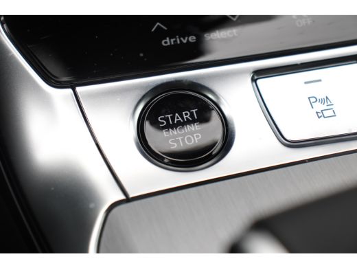 Audi A6 Avant 55 TFSIe Quattro S Competition | DEALER OH! | PANODAK | LED | ADAPTIVE CRUISE | ELEKTR TREK... ActivLease financial lease