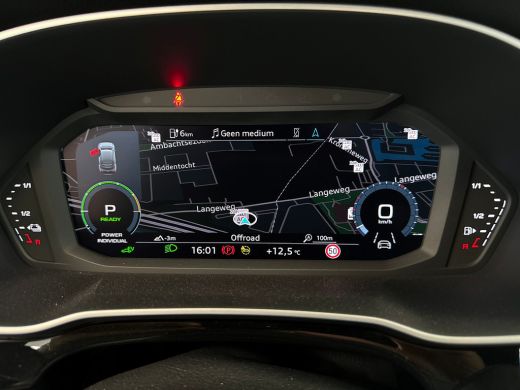 Audi Q3 45 245pk TFSI e S Edition Adaptive cruise control | MMI navigatie plus | Stoelverwarming voorin ActivLease financial lease