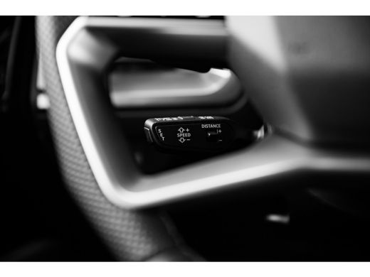 Audi Q4 e-tron S edition Competition | Achterklep, automatisch bedienbaar | Achteruitrijcamera | Adaptive cruise... ActivLease financial lease