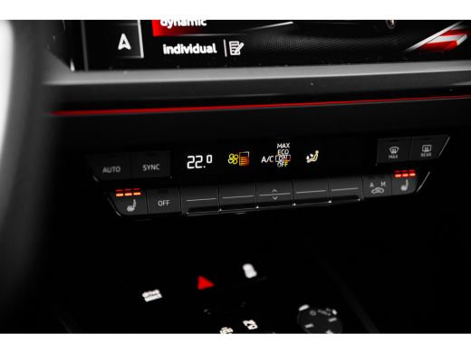 Audi Q4 e-tron S edition Competition | Achterklep, automatisch bedienbaar | Achteruitrijcamera | Adaptive cruise... ActivLease financial lease