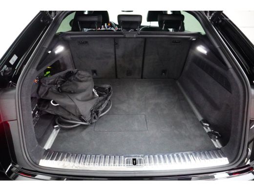 Audi Q8 60 TFSI e 462 pk quattro Pro Line S Competition | Achterbank verwarmd | Achteruitrijcamera | Buit... ActivLease financial lease