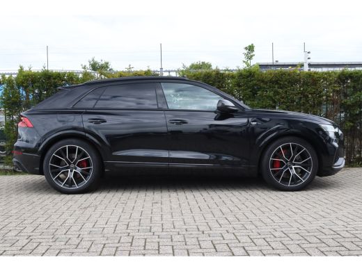 Audi Q8 60 TFSI e quattro Pro Line S Competition Carbon | Trekhaak | Pano | ACC | Valcona Leder | Luchtve... ActivLease financial lease