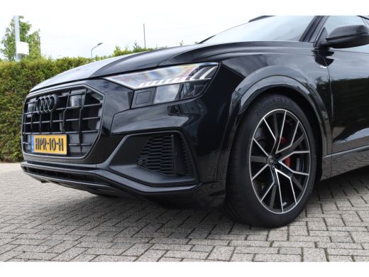 Audi Q8 60 TFSI e quattro Pro Line S Competition Carbon | Trekhaak | Pano | ACC | Valcona Leder | Luchtve... ActivLease financial lease