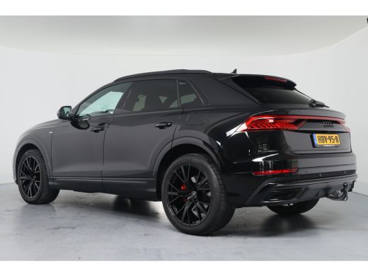 Audi Q8 60 TFSI e quattro Pro Line S Competition | Valcona | Panoramadak | Carbon | HUD | Trekhaak | Pano... ActivLease financial lease