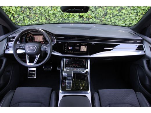 Audi Q8 60 TFSIe QUATTRO S Competition TREKHAAK ELEKTR | ELEKTR KELP | 22'' LMV | ADAPTIVE CRUISE | STOEL... ActivLease financial lease