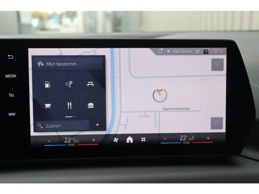 BMW 1 Serie 120 M Sport Automaat / Sportstoelen / Achteruitrijcamera / M Adaptief onderstel / Stoelverwarming ActivLease financial lease