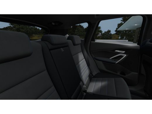 BMW iX1 eDrive20 M Sport / Sportstoelen / Achteruitrijcamera / M Adaptief onderstel / Comfort Access / Ad... ActivLease financial lease