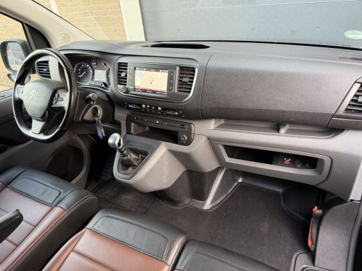 Citroën Jumpy 2.0 BlueHDI 123PK EURO 6 DARK EDITION CarPlay/achteruitrijcamera/trekhaak ActivLease financial lease