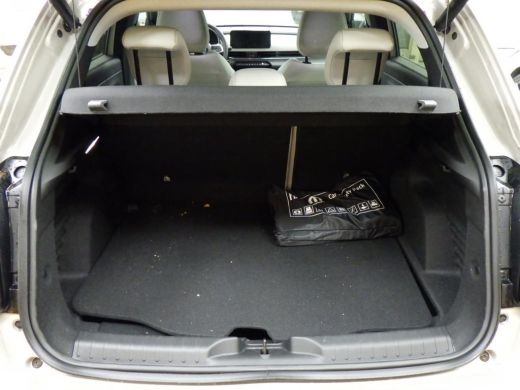 Fiat 600 1.2 Hybrid La Prima | Vol-Leder | Massage | Adaptive Cruise | Elektr. Achterklep | Stoelverwarmin... ActivLease financial lease