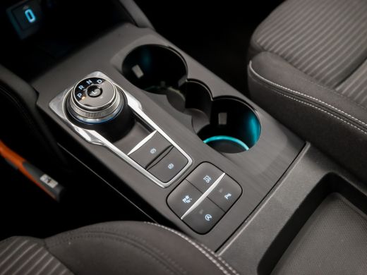 Ford Focus 1.0 EcoBoost Titanium Sport Automaat (APPLE CARPLAY, GROOT NAVI, CLIMATE, TREKHAAK, SPORTSTOELEN,... ActivLease financial lease