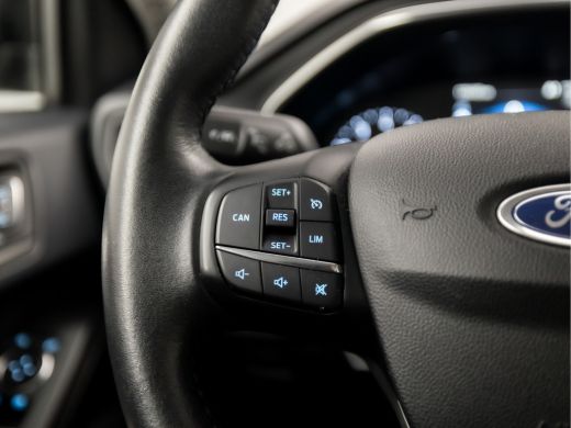 Ford Focus 1.0 EcoBoost Titanium Sport Automaat (APPLE CARPLAY, GROOT NAVI, CLIMATE, TREKHAAK, SPORTSTOELEN,... ActivLease financial lease