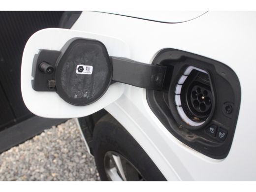 Ford Kuga 2.5 PHEV ST-Line NL Auto | 18'' | Standkachel | Keyless-entry | Parkeercamera | DAB-Audio | Priva... ActivLease financial lease