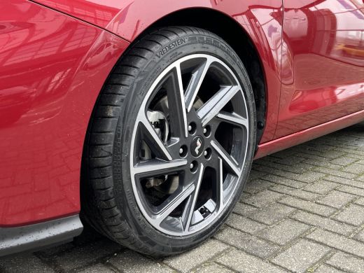 Hyundai i30 Wagon 1.5 T-GDi 160pk MHEV N-Line Leder | Camera | Climate | Keyless | Full - Led | Navigatie | A... ActivLease financial lease