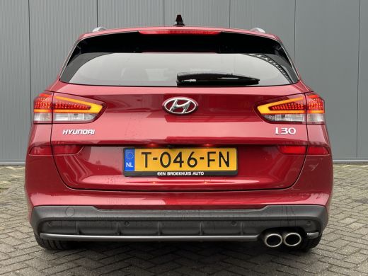 Hyundai i30 Wagon 1.5 T-GDi 160pk MHEV N-Line Leder | Camera | Climate | Keyless | Full - Led | Navigatie | A... ActivLease financial lease