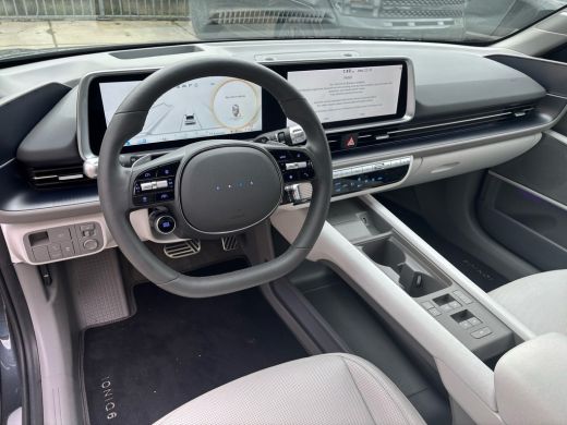 Hyundai IONIQ 6 Lounge Sky 77.4 kWh | Cruise control adaptief met Stop&Go en stuurhulp | Dodehoekdetectie met cor... ActivLease financial lease