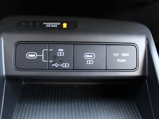 Hyundai Kona Comfort Smart 65.4 kWh | Cruise control adaptief met Stop&Go en stuurhulp | Dodehoekdetectie met ... ActivLease financial lease