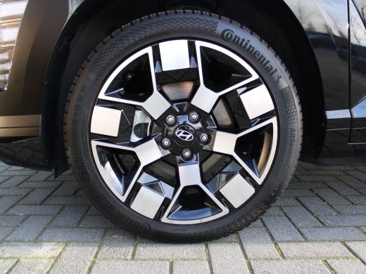 Hyundai Kona Comfort Smart 65.4 kWh | Cruise control adaptief met Stop&Go en stuurhulp | Dodehoekdetectie met ... ActivLease financial lease