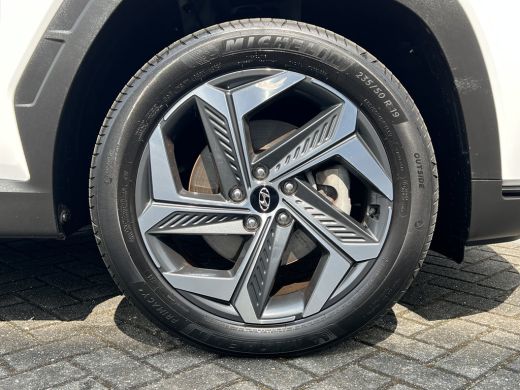 Hyundai Tucson 1.6 T-GDI 265pk PHEV Comfort Smart 4WD Automaat | Climate | Camera | Carplay | Keyless | Trekhaak... ActivLease financial lease