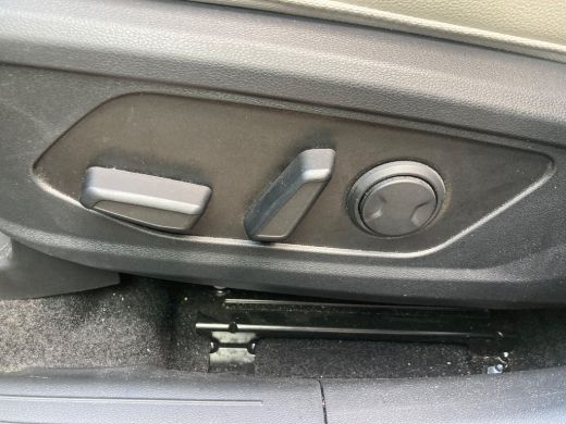 Hyundai Tucson 1.6 T-GDI PHEV Premium Sky 4WD | Vol-Leder | Stoelkoeling/verwarming | Elektr. Stoelen | Elektr. ... ActivLease financial lease