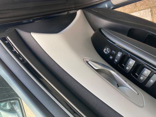 Hyundai Tucson 1.6 T-GDI PHEV Premium Sky 4WD | Vol-Leder | Stoelkoeling/verwarming | Elektr. Stoelen | Elektr. ... ActivLease financial lease