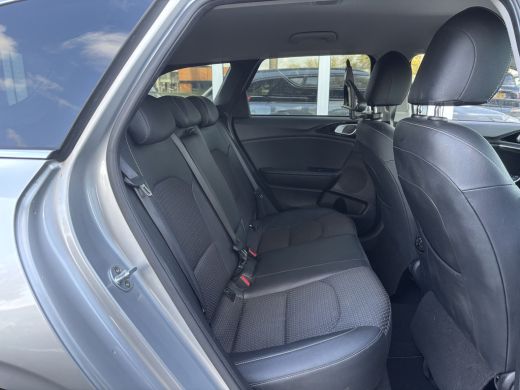 Kia Ceed Sportswagon 1.0 T-GDi DynamicPlusLine | Parkeer Camera | Stuur Verwarming | Stoel Verwarming | Apple Carplay ActivLease financial lease