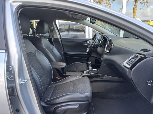 Kia Ceed Sportswagon 1.0 T-GDi DynamicPlusLine | Parkeer Camera | Stuur Verwarming | Stoel Verwarming | Apple Carplay ActivLease financial lease