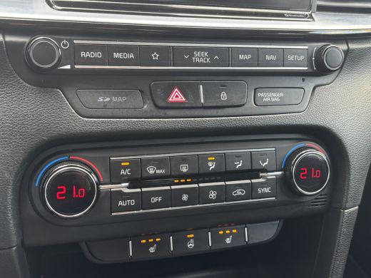 Kia Ceed Sportswagon 1.0 T-GDi DynamicPlusLine | Parkeer Camera | Stuur Verwarming | Stoel Verwarming | Apple Carplay ActivLease financial lease