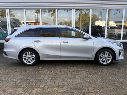 Kia Ceed Sportswagon 1.0 T-GDi DynamicPlusLine | Parkeer Camera | Stuur Verwarming | Stoel Verwarming | Apple Carplay ActivLease financial lease