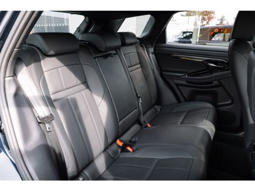 Land Rover Range Rover Evoque P300e AWD R-Dynamic S | Cold Climate | 20 Inch | Dodehoek Assistent | El. achterklep | Keyless Entry ActivLease financial lease
