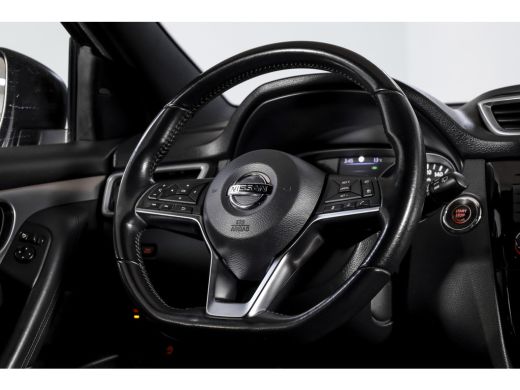 Nissan QASHQAI 1.3 DIG-T Tekna + 140 PK | Pano | Adapt. Cruise | Stoel-+Voorruitverw. | PDC | 360 Camera | NAV +... ActivLease financial lease
