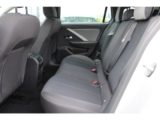 Opel Astra Sports Tourer 1.6 180pk Turbo Hybrid | Airco (automatisch) | Apple Carplay/Android Auto | Autonom... ActivLease financial lease