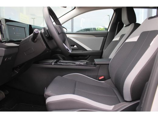 Opel Astra Sports Tourer 1.6 180pk Turbo Hybrid | Airco (automatisch) | Apple Carplay/Android Auto | Autonom... ActivLease financial lease