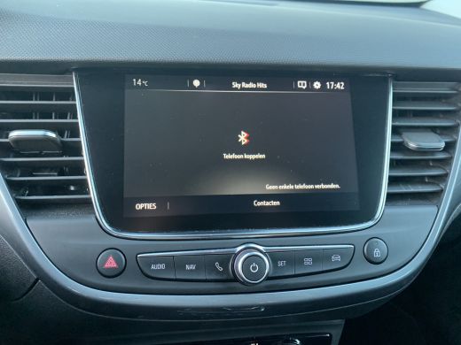 Opel Crossland X 1.2 Turbo Innovation Airco | AGR-Stoelen | Camera | Cruise Control | Keyless | LED | Navi | PDC V... ActivLease financial lease