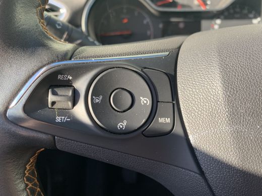 Opel Crossland X 1.2 Turbo Innovation Airco | Cruise Control | DAB | LMV 16'' | Navi | PDC Achter | Unieke km stan... ActivLease financial lease