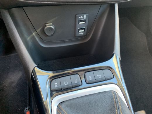 Opel Crossland X 1.2 Turbo Innovation Airco | Cruise Control | DAB | LMV 16'' | Navi | PDC Achter | Unieke km stan... ActivLease financial lease