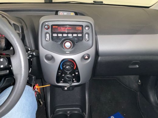 Peugeot 108 1.0 e-VTi Active ActivLease financial lease