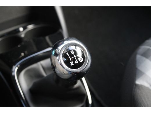 Peugeot 108 1.0 e-VTi Allure | Navi by app | Camera | Climate control | All season | 51.000km | LED | Mistlam... ActivLease financial lease