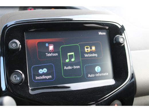 Peugeot 108 1.0 e-VTi Allure | Navi by app | Camera | Climate control | All season | 51.000km | LED | Mistlam... ActivLease financial lease