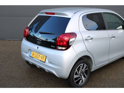 Peugeot 108 1.0 e-VTi Allure | Navi by app | Camera | Climate control | All season | 51.000km | LED | Mistlam... ActivLease financial lease