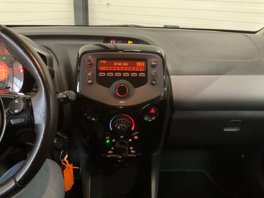 Peugeot 108 1.0 e-VTi Style ActivLease financial lease