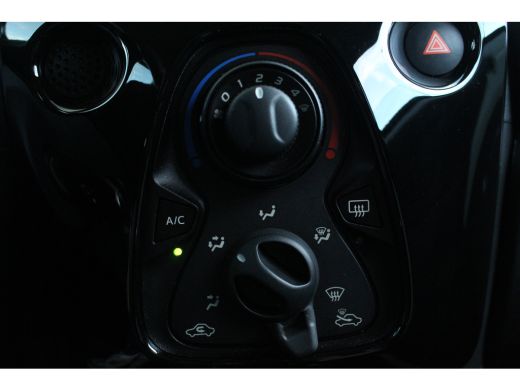 Peugeot 108 1.0 e-VTi Style | Bluetooth | Airco | Mistlampen | Centr. Vergrendeling | Elek. Ramen | Bluetooth... ActivLease financial lease